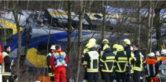Violento choque de trenes en Alemania