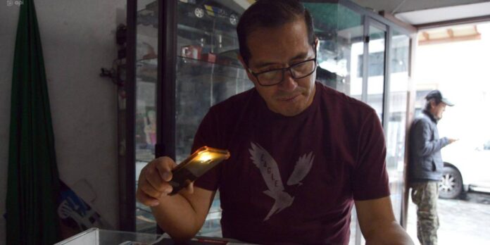 Ecuador sufre cortes de luz