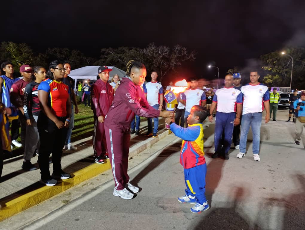 Fuego Patrio de los XXI Juegos Deportivos Juveniles Nacionales y Paranacionales