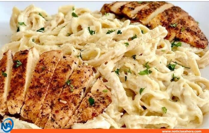 pasta alfredo con pollo