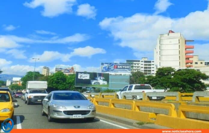 sanciones contra conductores sin placas