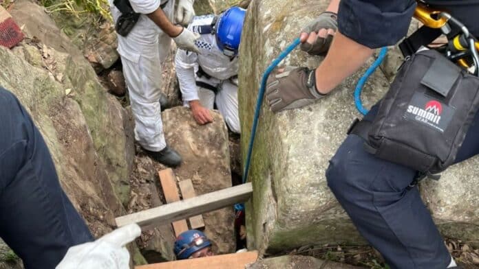 ¡Mujer-quedo-atrapada-boca-abajo-entre-rocas-por-siete-horas. ¡Mujer-quedo-atrapada-boca-abajo-entre-rocas-por-siete-horas.jpg