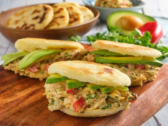 Venezuela oficializa la arepa como patrimonio cultural