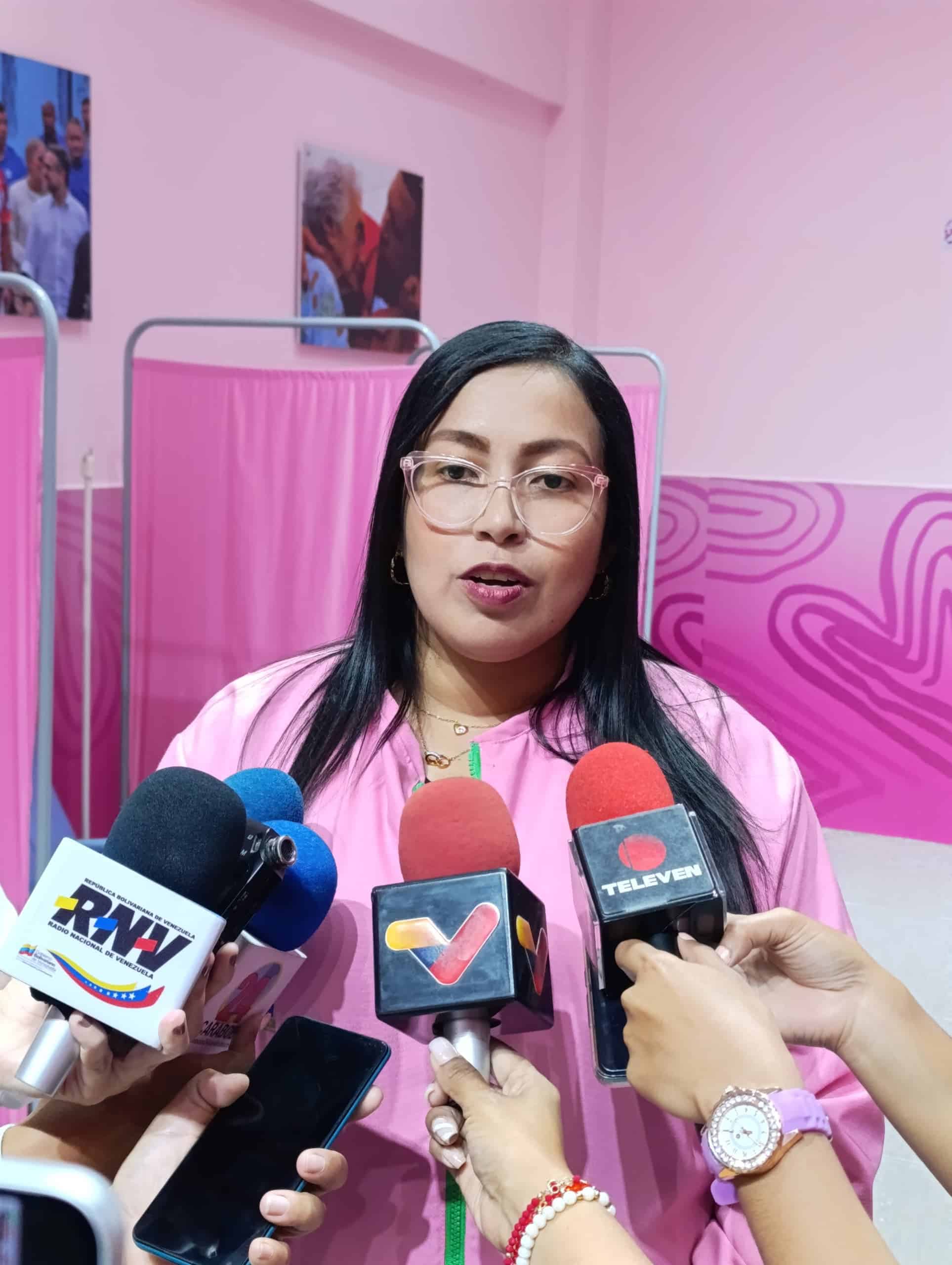  Lacava inauguró Centro de Atención Integral para la Mujer.1