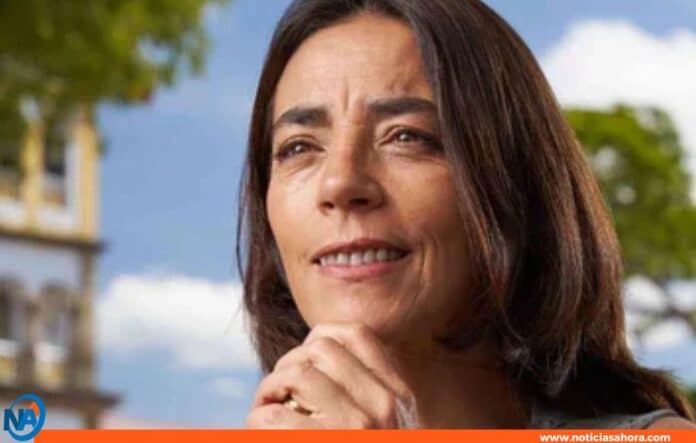 Fallece Sandra Reyes