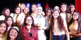 clase magistral “Construyendo un mundo de valores”
