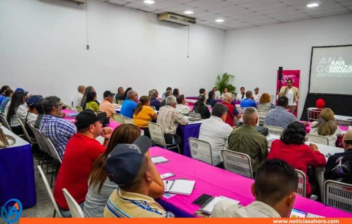 formación de juezas y jueces