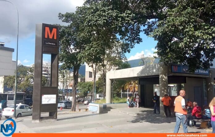 Hombre cayó al vacío ductos estación Metro La Bandera