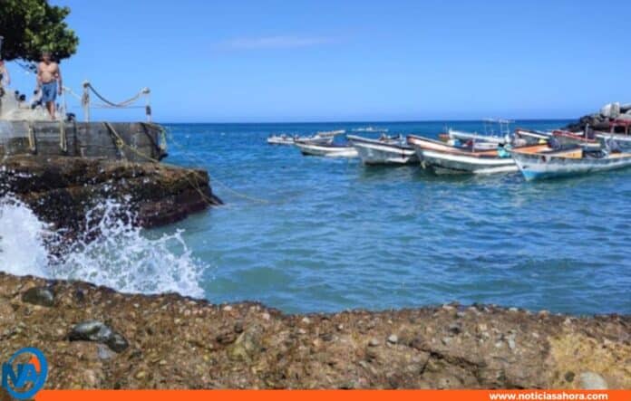 reubican Playa Macuto