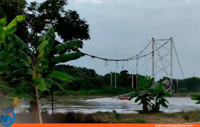 Colapso de puente Ecuador