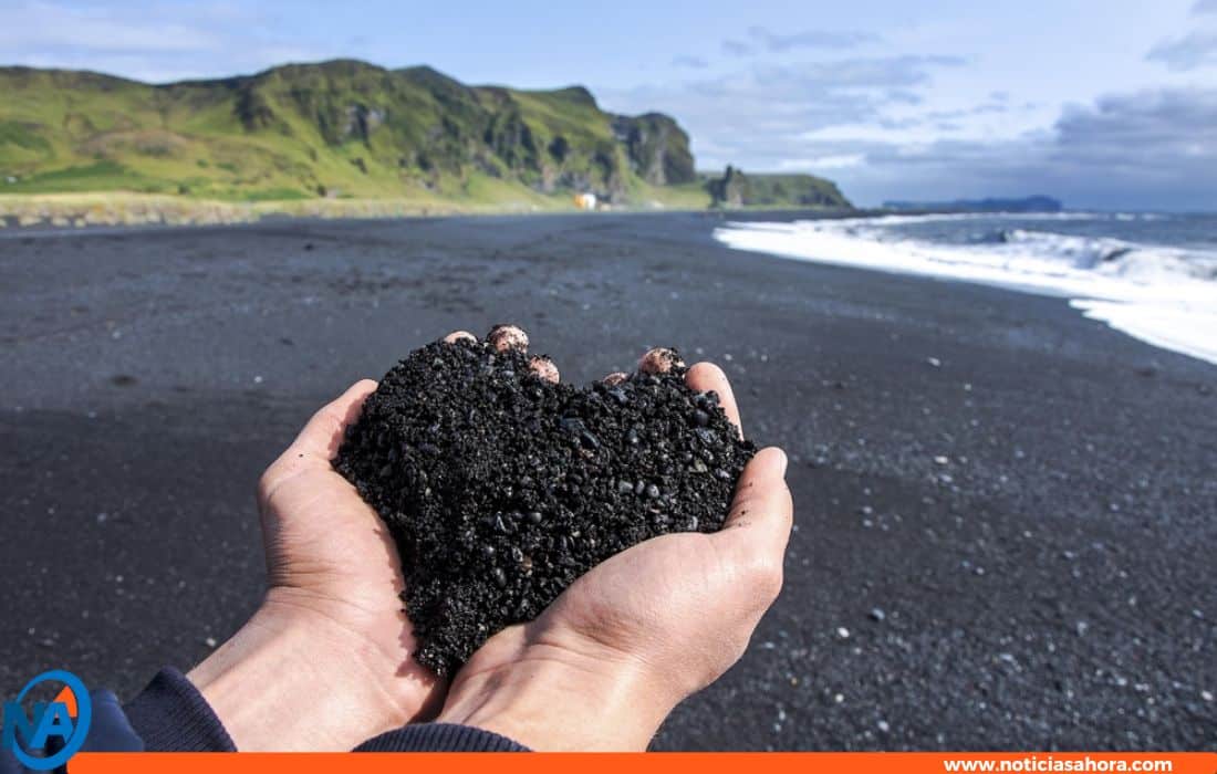 playa negra más peligrosa del mundo.1