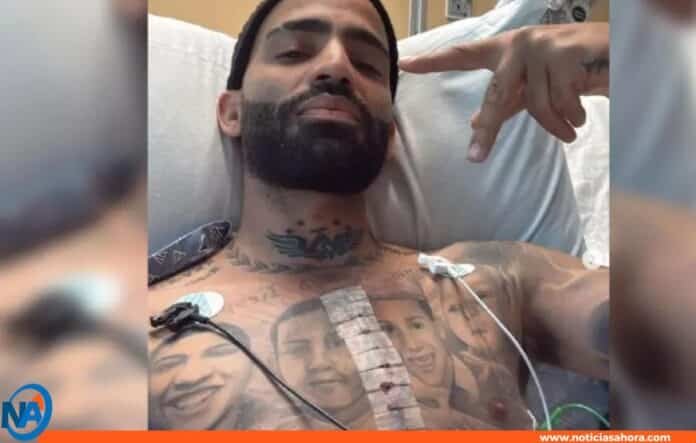 Arcángel hospitalizado