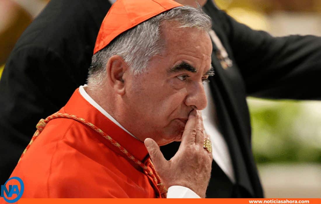 Cardenal Angelo Becciu declina en cónclave.0