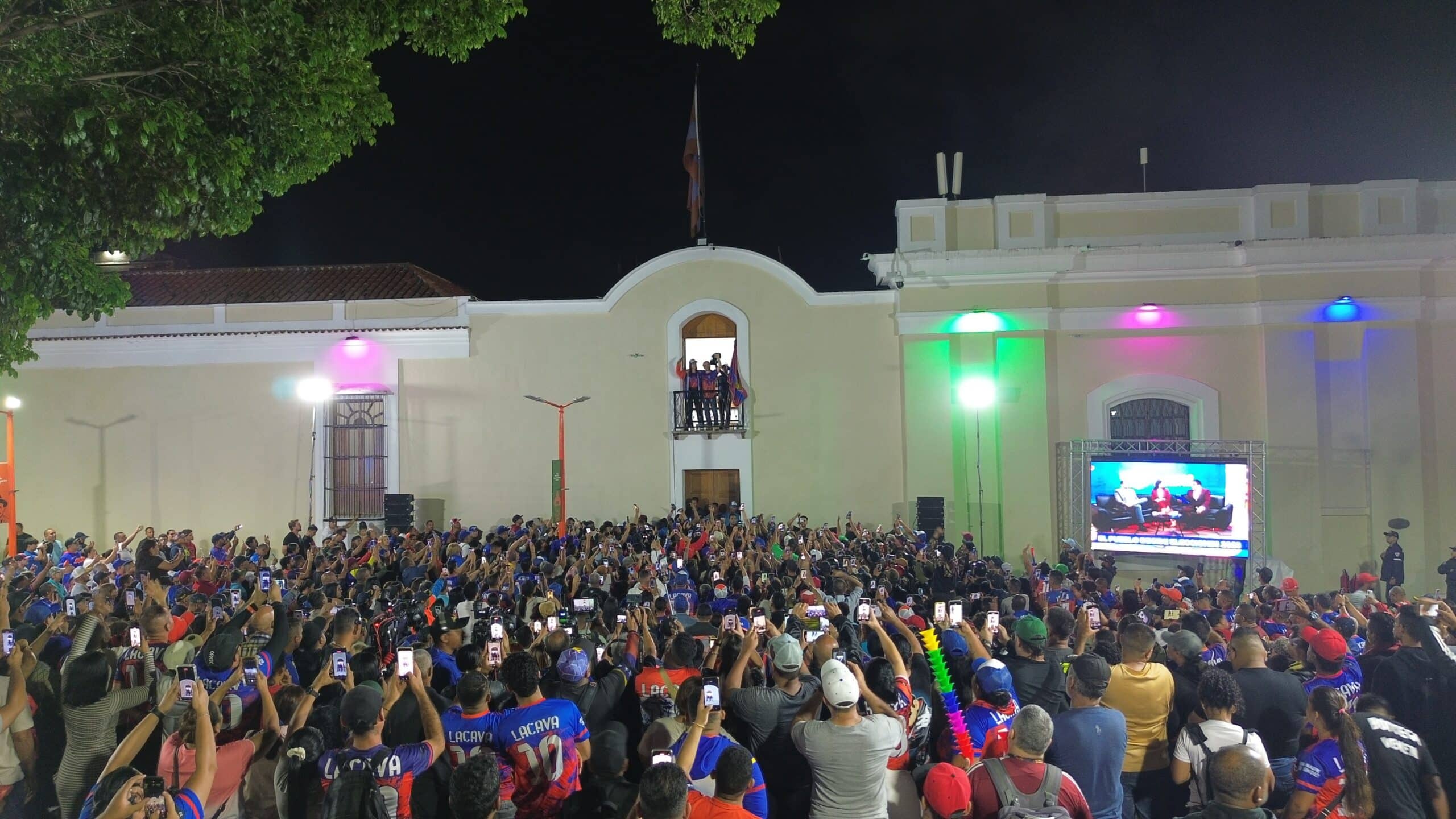 Rafael Lacava reelección (2)