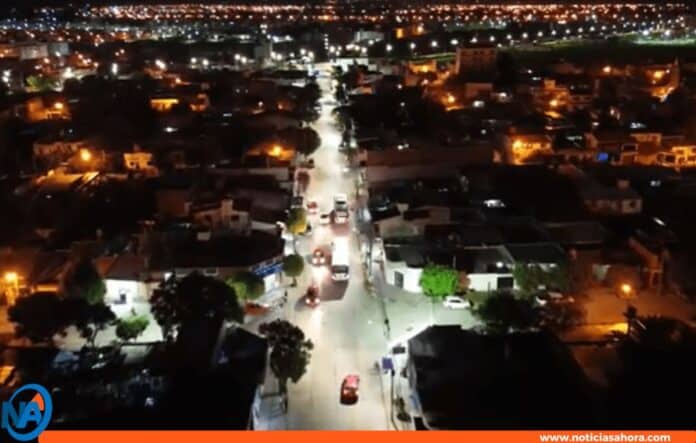 Instalación luminarias en Naguanagua