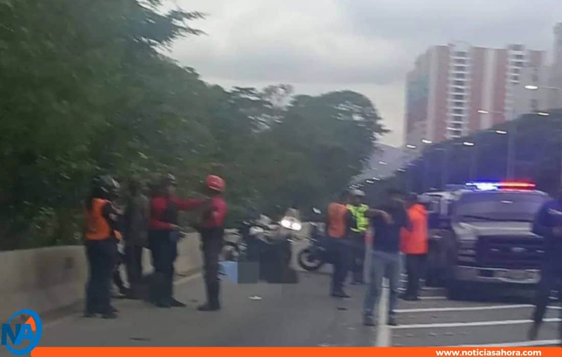Siniestro vial en la autopista Valle-Coche.0