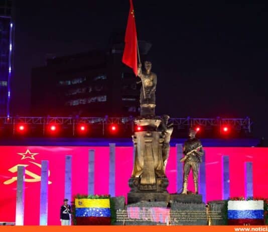 Inaugurada en Caracas la Plaza de la Victoria de la Gran Guerra Patria