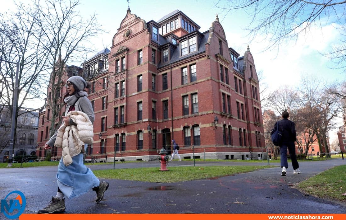 Trump prohíbe matrículas extranjeras en Harvard.0