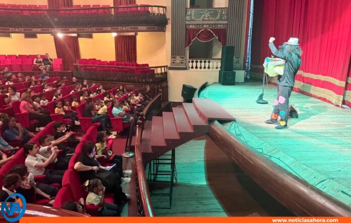 Programa La Escuela va al Teatro