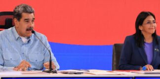 Creación de escuela política parlamentaria
