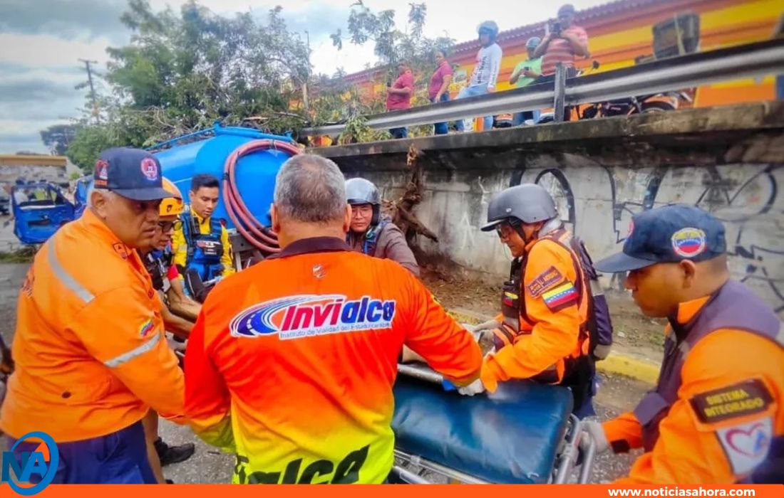 Accidente en distribuidor San Blas