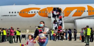 Arriban a Venezuela migrantes
