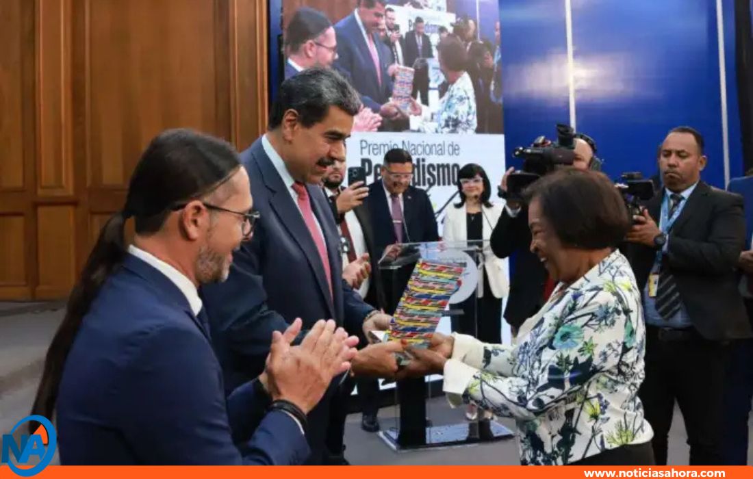 Maduro otorga Premio Nacional de Periodismo Simón Bolívar 2025.0