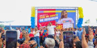 Lacava Juramenta Comando Campaña Naguanagua Elizabeth Niño
