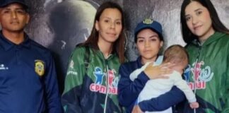 mujer abandona bebé Lara