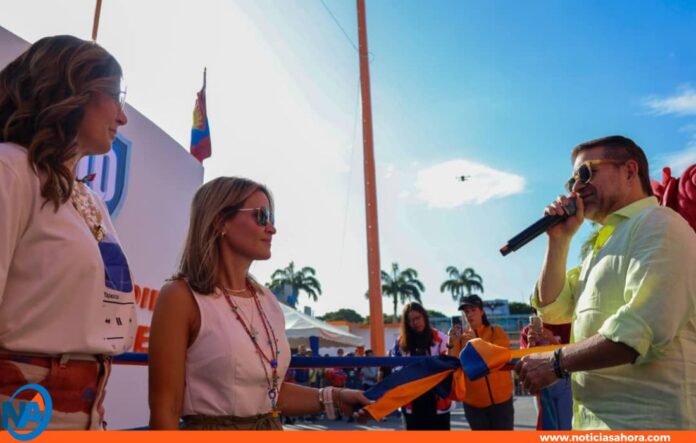 Lacava reinauguró el complejo de piscinas La Isabelica