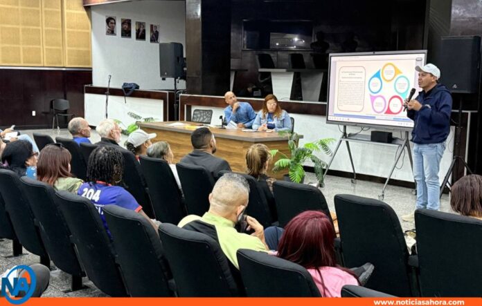 Alcaldía de Valencia mesa de trabajo voceros de 48 circuitos comunales