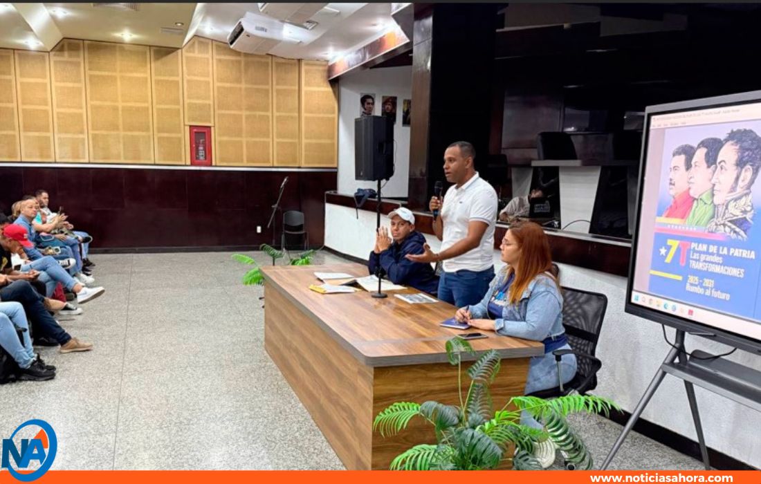 Alcaldía de Valencia mesa de trabajo voceros de 48 circuitos comunales.0