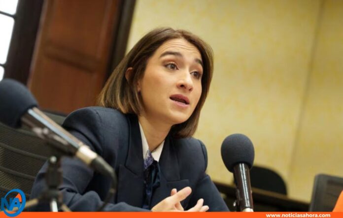 Laura Sarabia renuncia Cancillería de Colombia