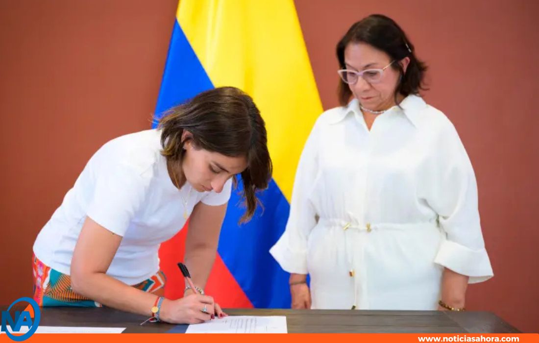 Rosa Villavicencio asume Canciller de Colombia.0
