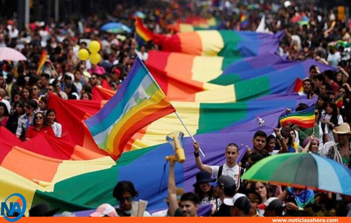 Puerto Rico prohíbe terapias hormonal trans jóvenes