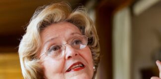 falleció Nydia Quintero