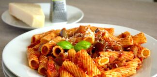 pasta fresca salsa pomodoro