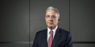 Álvaro Uribe prisión