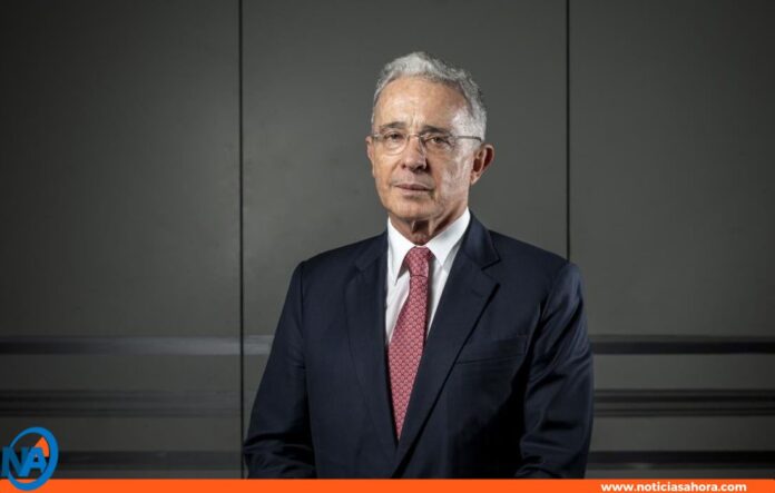 Álvaro Uribe prisión