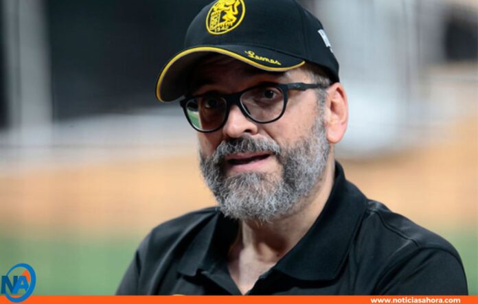 Juan Carlos Escobar no sigue de Leones del Caracas