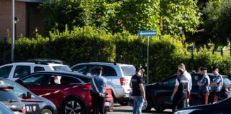 Bebé de 10 meses muere por su padre en un vehículo