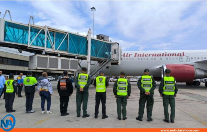 Venezuela recibe a 194 deportados de EE.UU.