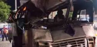 Caracas: Vuelco de autobús deja 30 heridos
