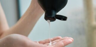 Retiran del mercado champú posible contaminación