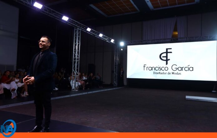 Francisco García Pasarela sin Límites Francisco García Pasarela sin Límites