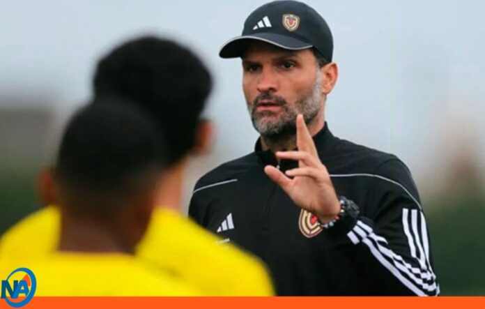 Oswaldo Vizcarrondo Vinotinto Oswaldo Vizcarrondo Vinotinto