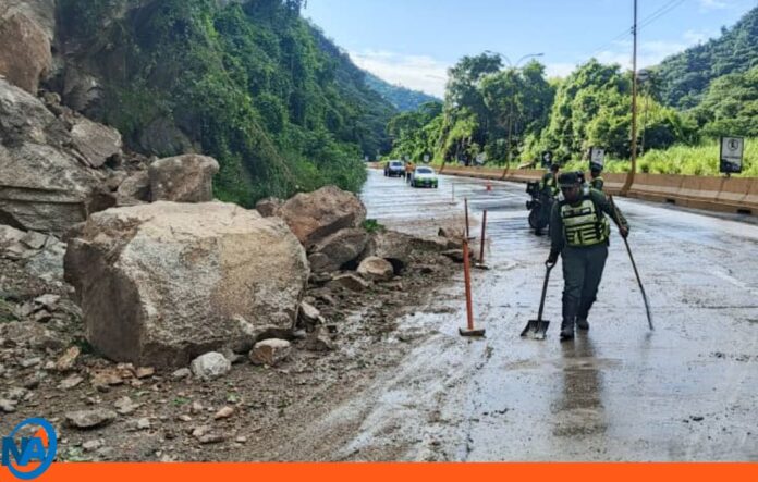 autopista Valencia-Puerto Cabello lluvias autopista Valencia-Puerto Cabello lluvias