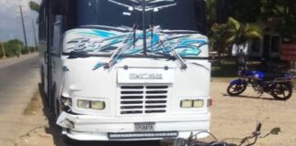 colisión autobús moto Falcón