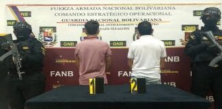 detenidos vender contenido pornográfico Falcón