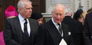 Carlos III retira títulos Andrés